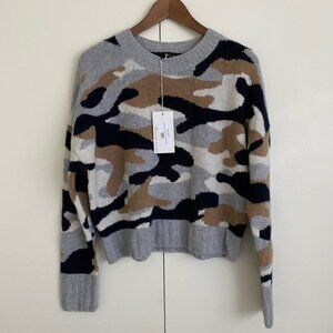 360 CASHMERE Sweater